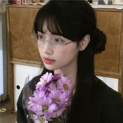 默默的我，不默默的我们